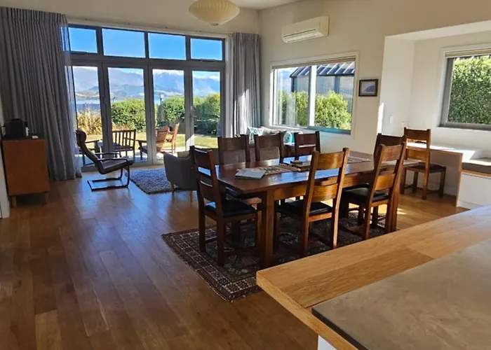 Holiday home With Amazing And Mountain Views Wanaka