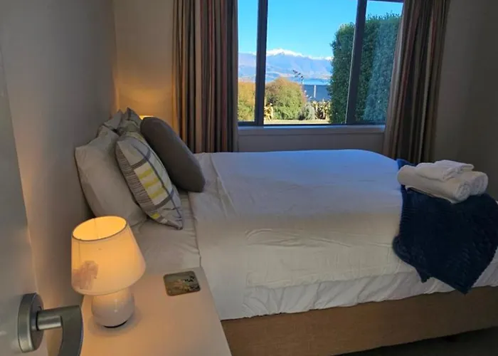Holiday home With Amazing And Mountain Views Wanaka